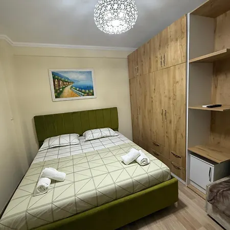 Apartment Dika *