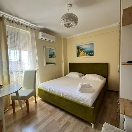 Apartment Dika *
